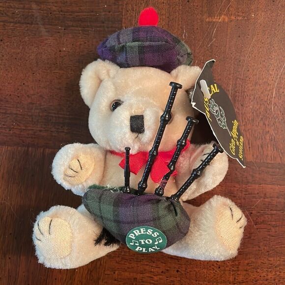 Glen Appin of Scotland Plush Teddy Bear Musical Bag Pipes - Picture 6 of 8